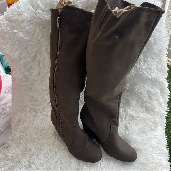 Fergalisious (5.5) - Picture 5 of 8